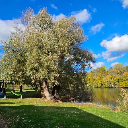 Sari Udvar Dunakiliti Exterior foto
